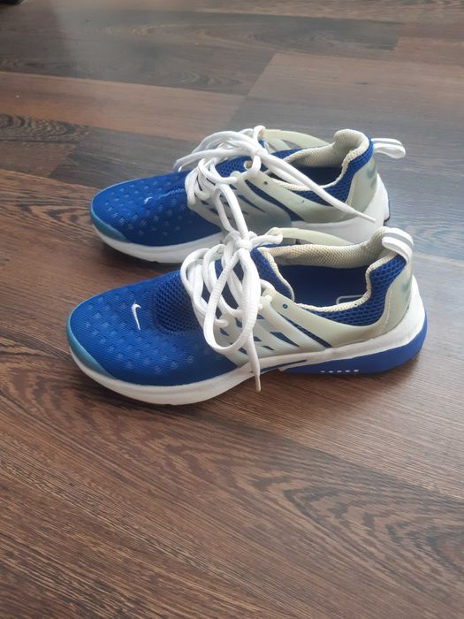 Nike Жіночі кросівки