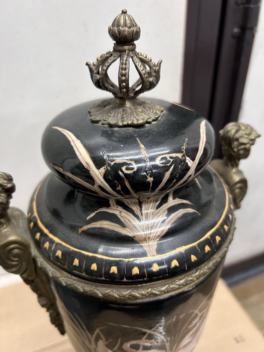 Wazon/Puchar/Amfora porcelanowa Wong Lee