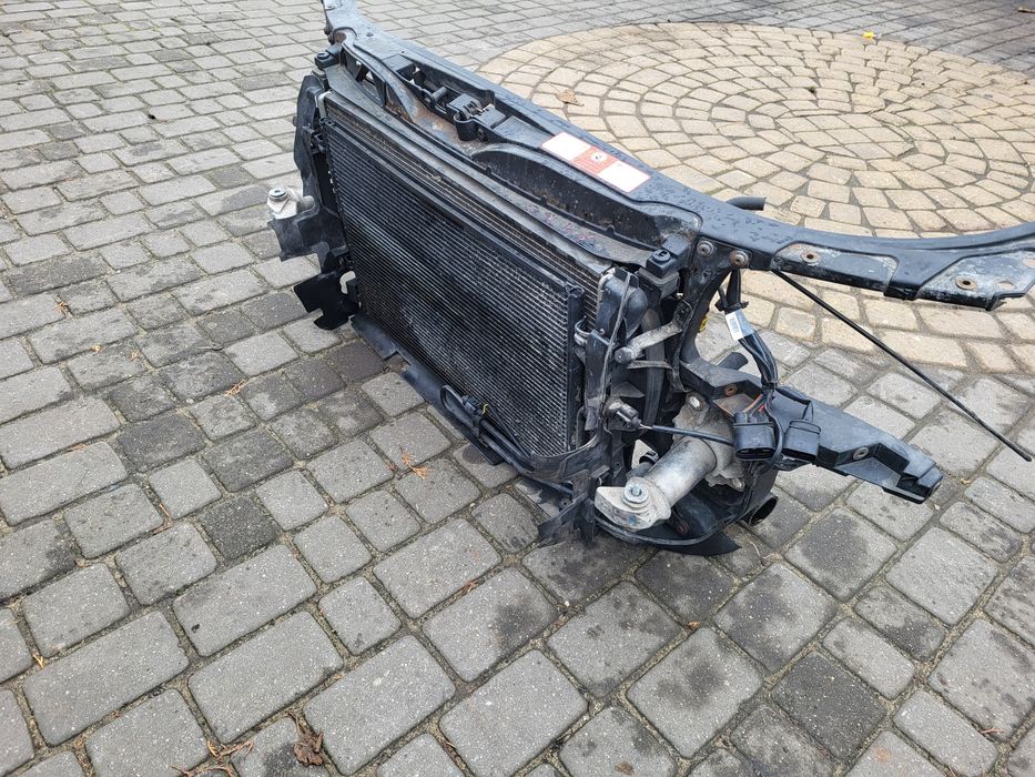Pas przedni chlodnica klimatyzacji I wody audi a4 b6 1.8 turbo
