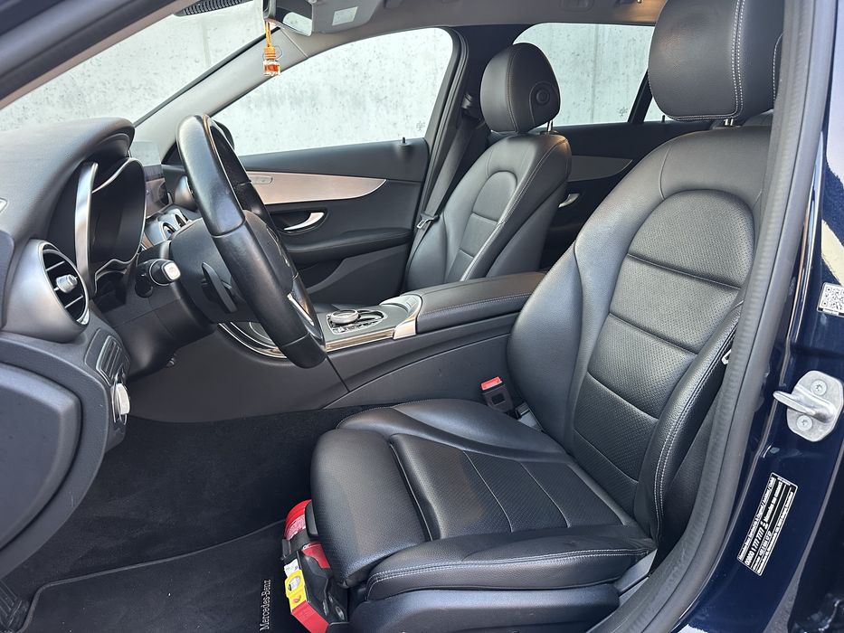 Mercedes C300de 2021 impecavel aceito retomas