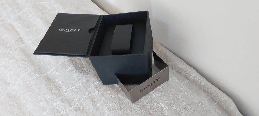 caixas para fins variados , relógios, joias e outros