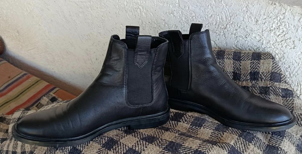 Продам взуття 38р