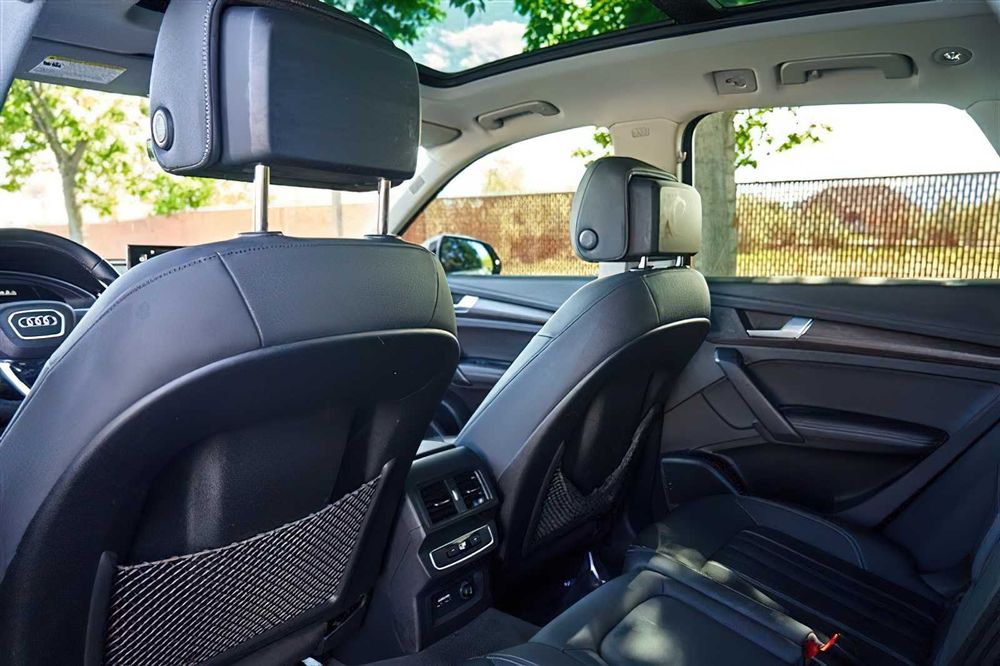 Audi Q5      2024