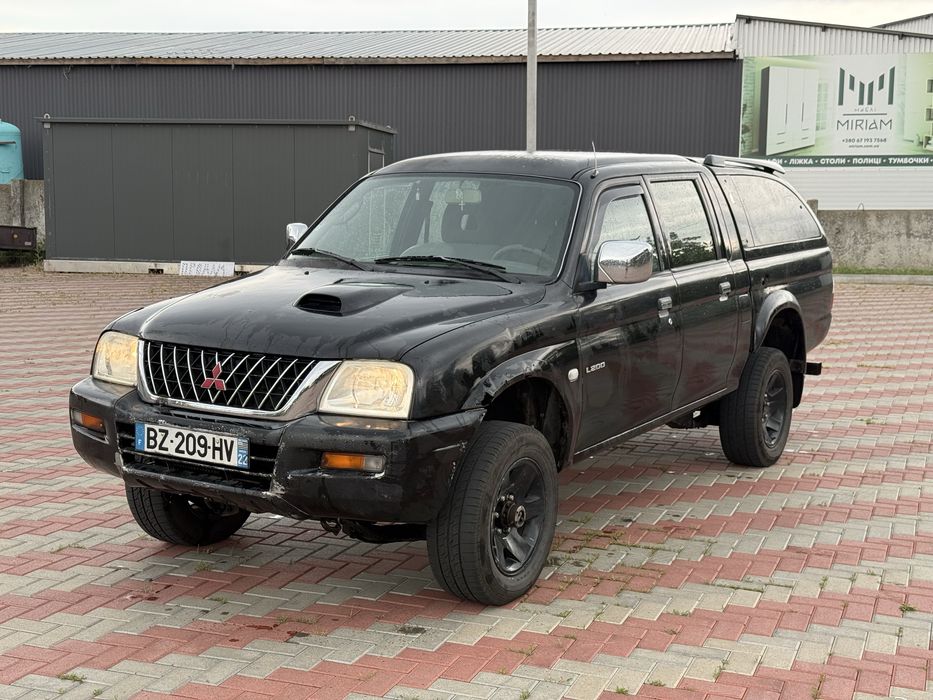 Продам Mitsubushi L200 4x4 ліве кермо