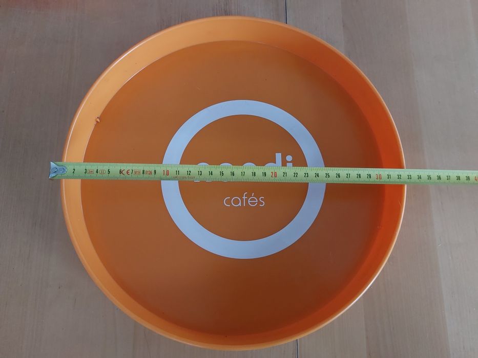 Lote de 3 tabuleiros em plástico