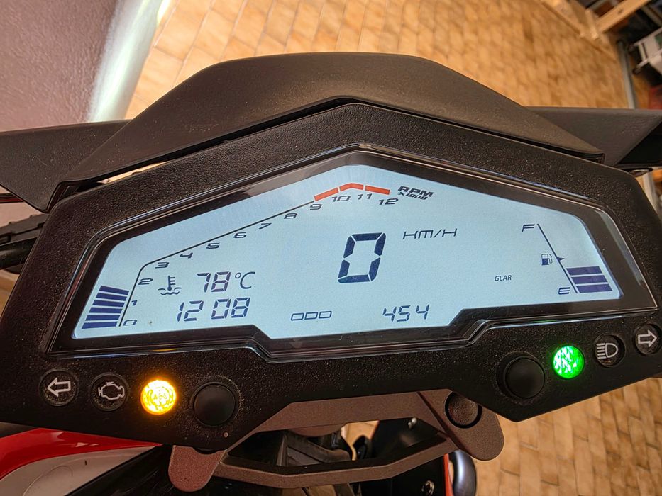 Venda de Moto Zontes 125cc em estado Nova