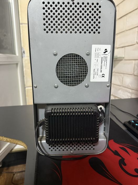 Холодильник Red Bull