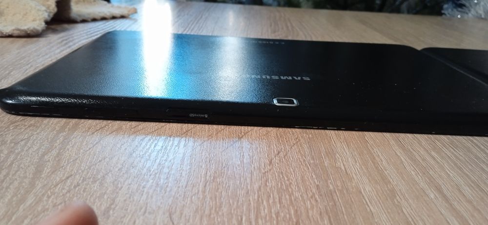 Samsung galaxy tab4 sm-t530 и t531 .