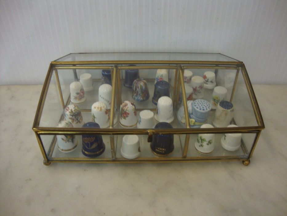 Colecção de dedais antigos