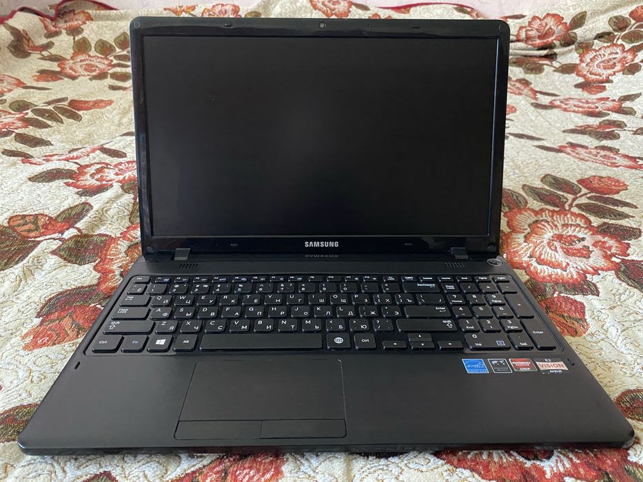 Ноутбук Samsung NP355E5C