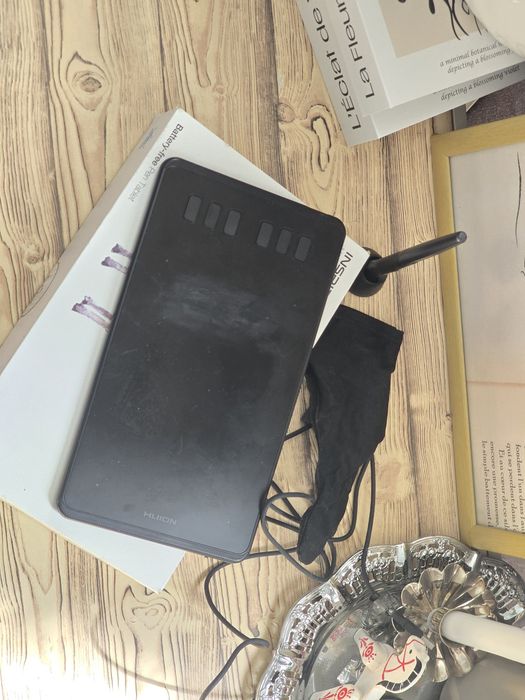 Графічний планшет Huion H640P