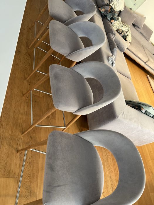 Cadeiroes de balcão!