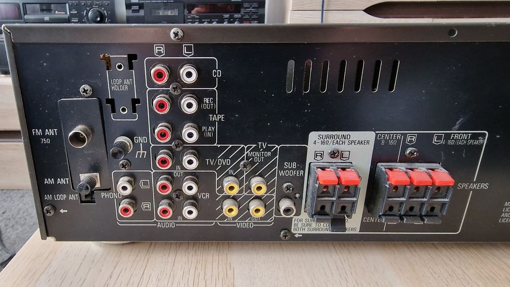 Amplituner  Technics Dolby Pro Logic SA-EX310  sprawny, kable