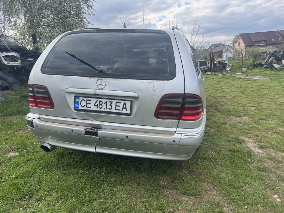 Продам мерседес е210  ресталінг без мотора