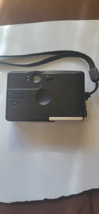 Câmara Analógica CANON IXUS M-1