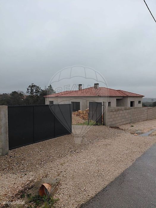 Moradia T3 para venda