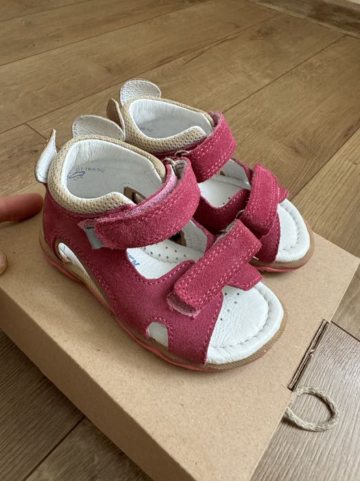 Босоніжки Bartek