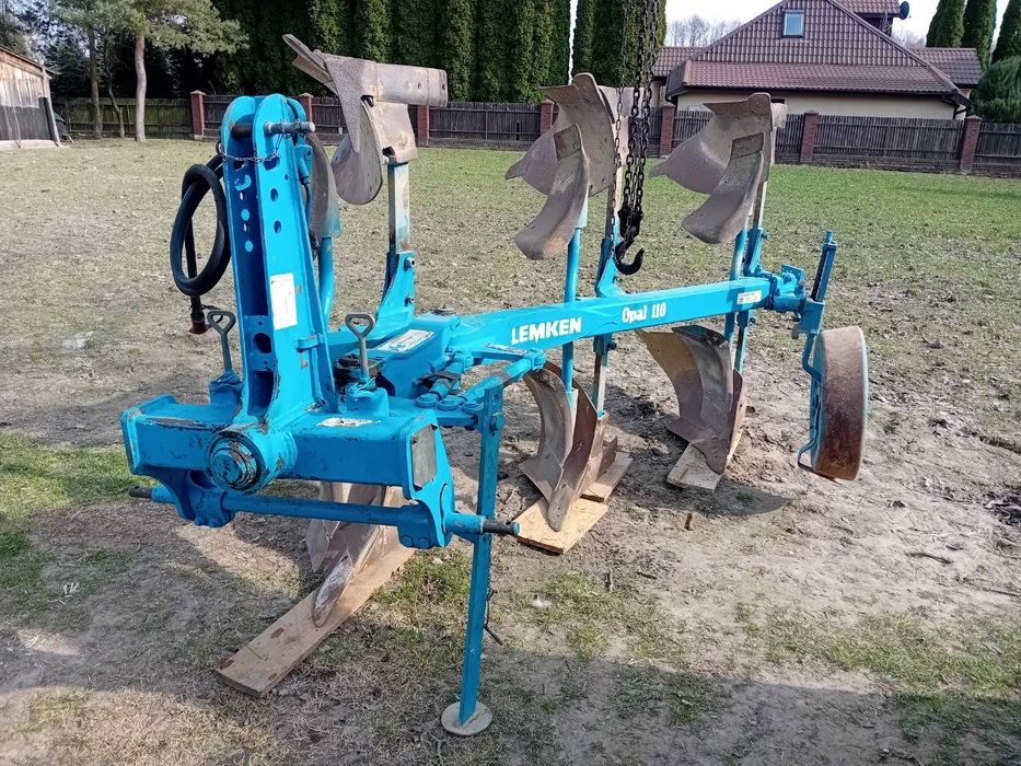 Продається плуг lemken opal 110 3+ N97 в дуже доброму стані
