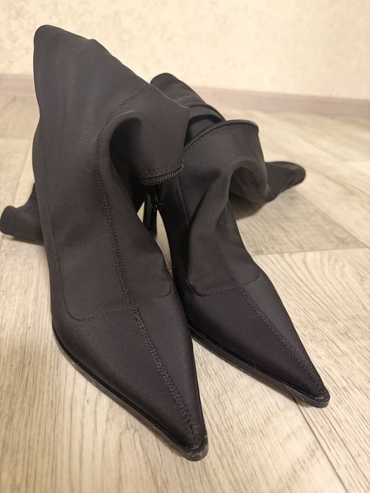 Високі чоботи ботфорти Stradivarius