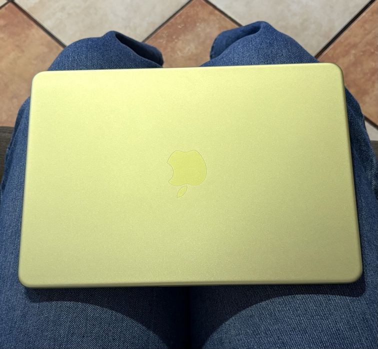 MacBook Neo 13" A18 Pro | 8GB | 512GB | Cítrico