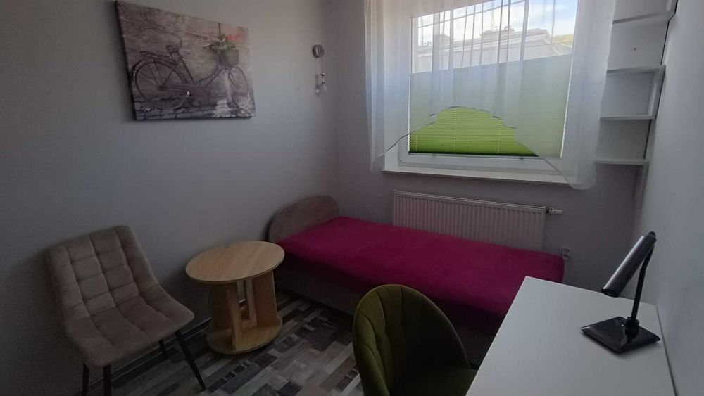 KAMERALNY POKÓJ z osobną garderobą - Gdynia Leszczynki