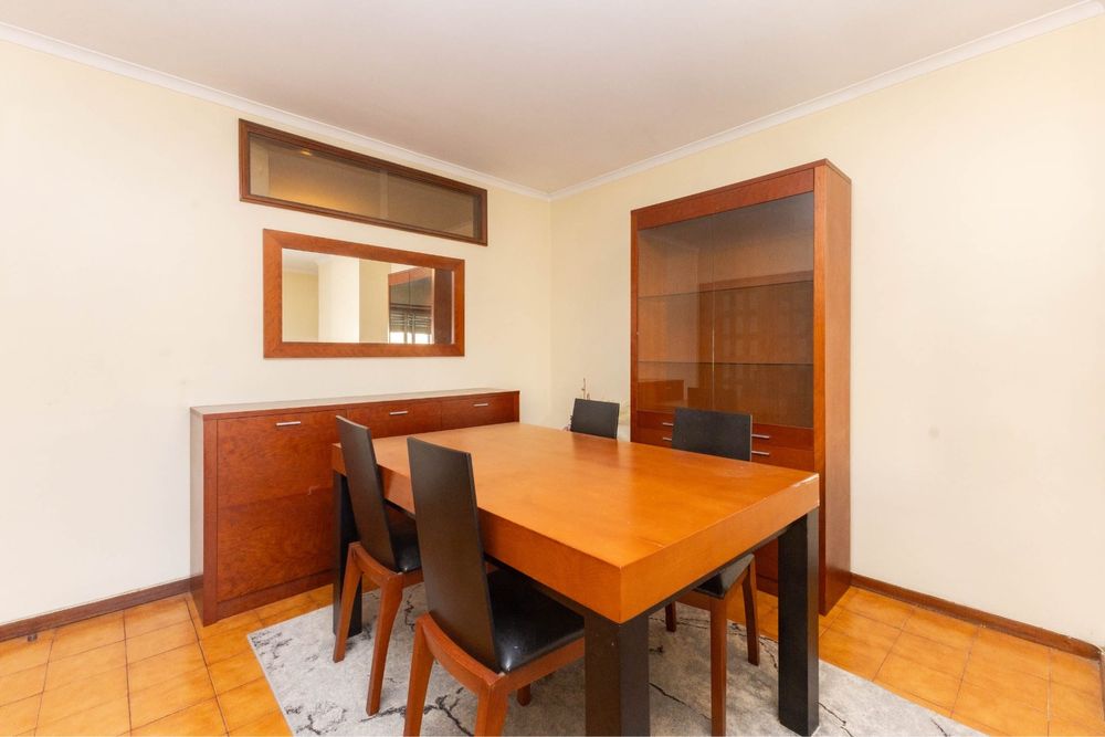 Mobília de sala de jantar