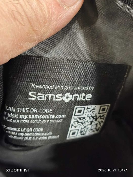 Mala tiracolo Samsonite em muito bom estado.