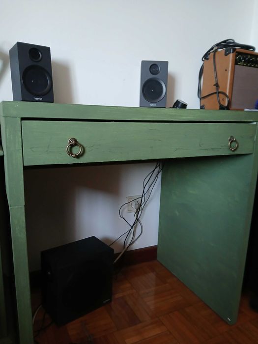 Secretaria personalizada verde oliva