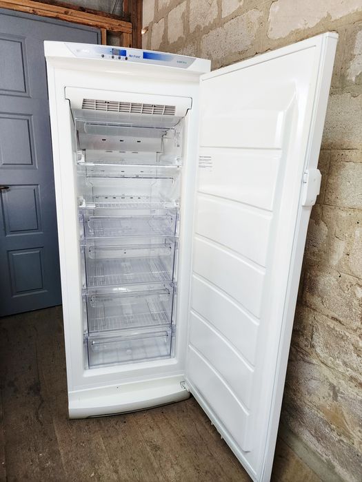 Морозильна камера Privileg NoFrost з Європи