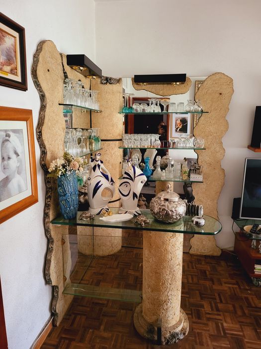 Movel bar a imitar pedra