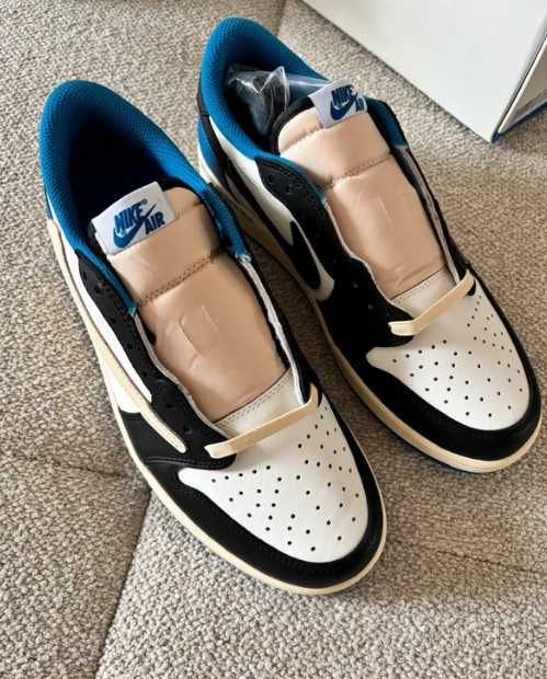 Jordan 1 Retro Low OG SP Fragment x Travis Scott R.41