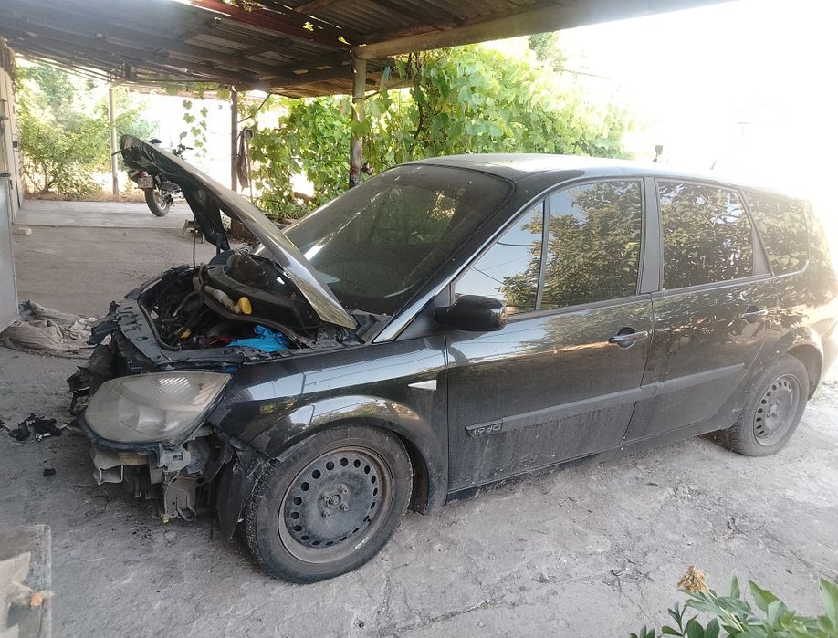 ДТП Renault Grand Scenic ІІ  1.9dci МКПП