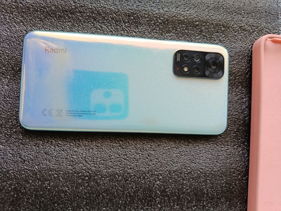 Телефон Xiaomi Hyper OS