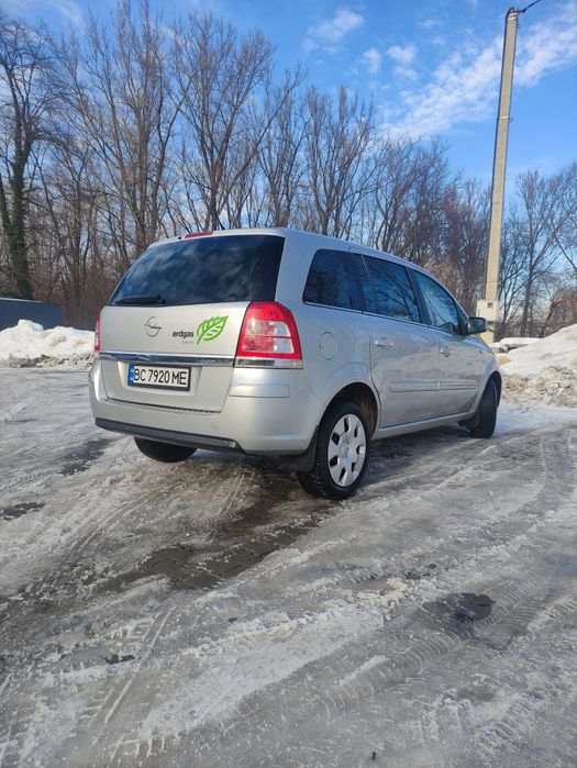 Опель,, Зафіра б '' 1.6 Турбо 2011р. 150к/с. 110кВт.