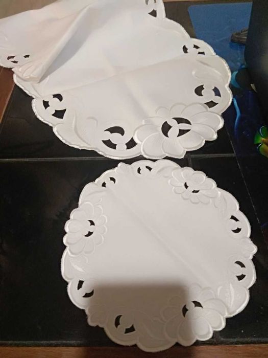 Винтажные салфетки на стол  2 шт Набор Раннер и круглая