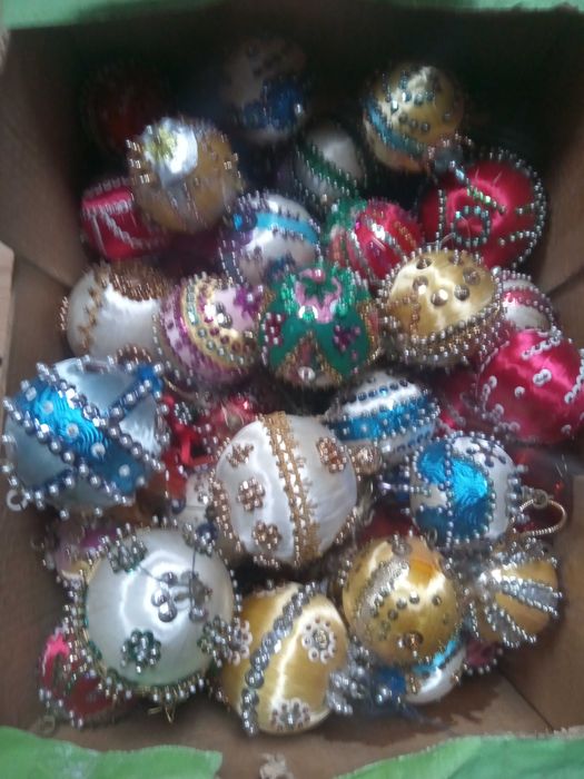 Bombki choinkowe cały karton