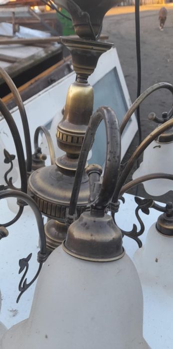 Żyrandol mosiężny