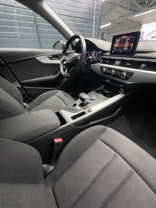 AUDI A4 Avant 35 TDI