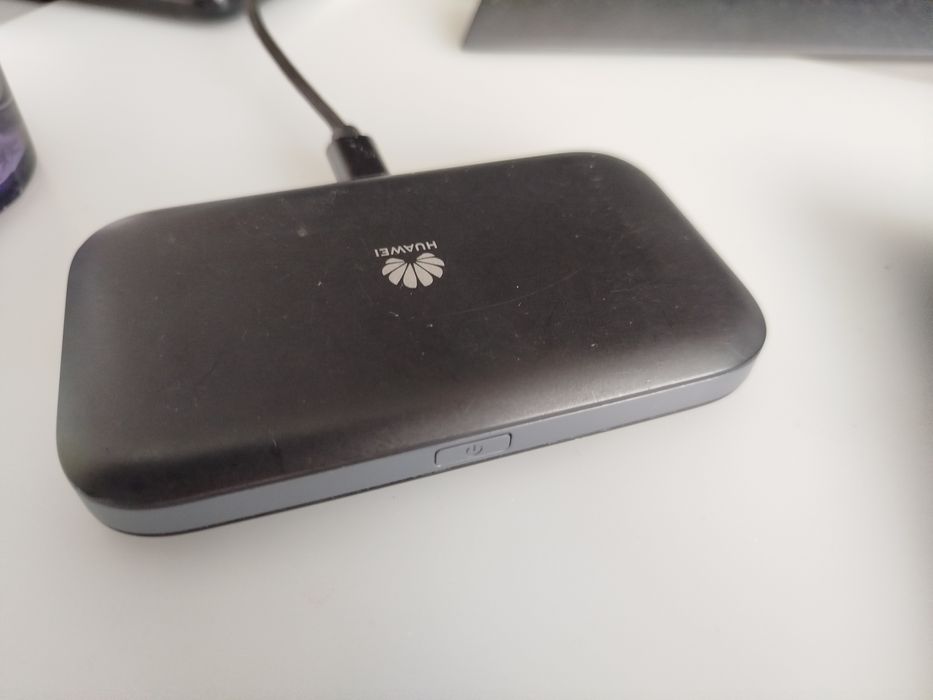Router mobilny LTE Huwei E5783B- 230(brak simlocka)