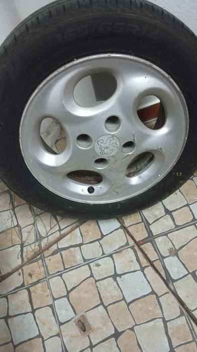 Jantes com pneus 14