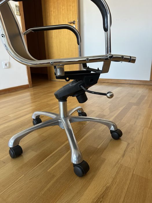 Secretaria / cadeira