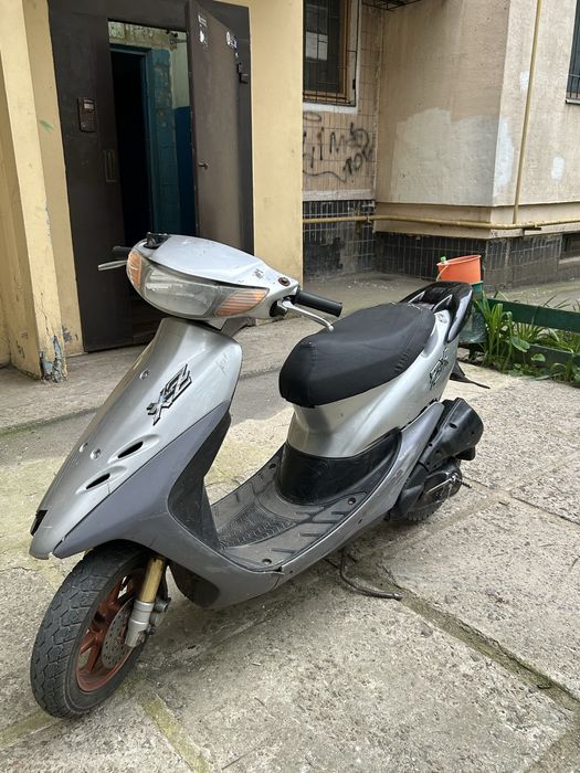 Скутер Honda dio-35 ZX на регестрации