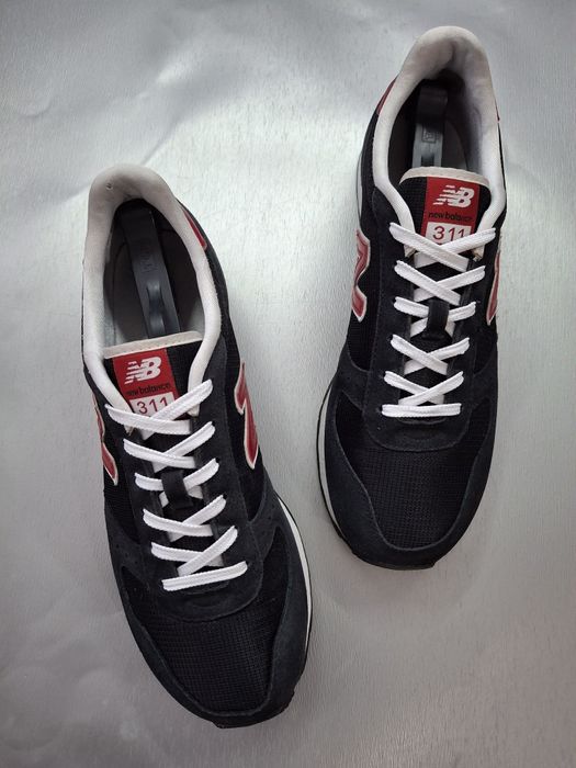 Кроссовки New Balance 311 Black Red