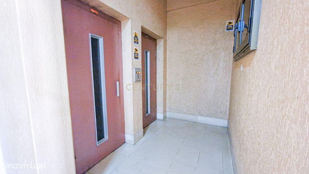 Apartamento T3 em Queluz, Sintra com Vista