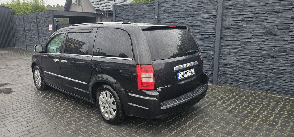 SKUP AUT Inowrocław Chrysler Grand Voyager 2010r Automat 7-