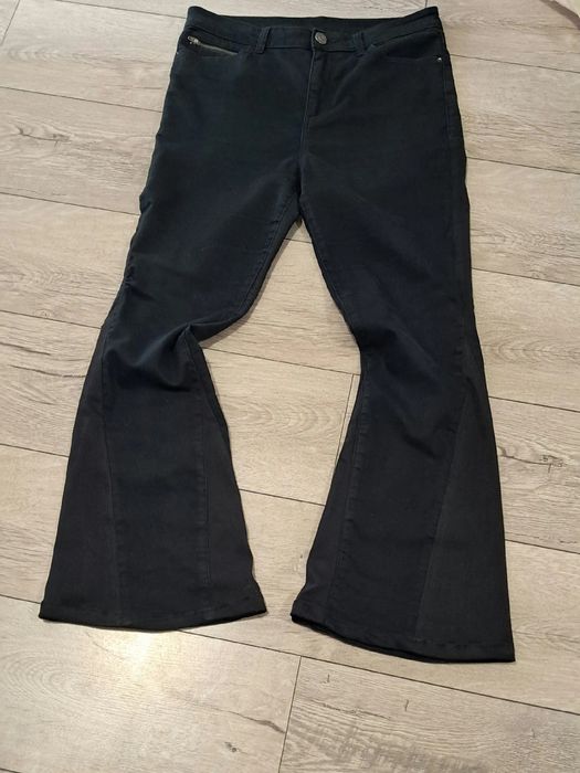 Клеш джинсы flared