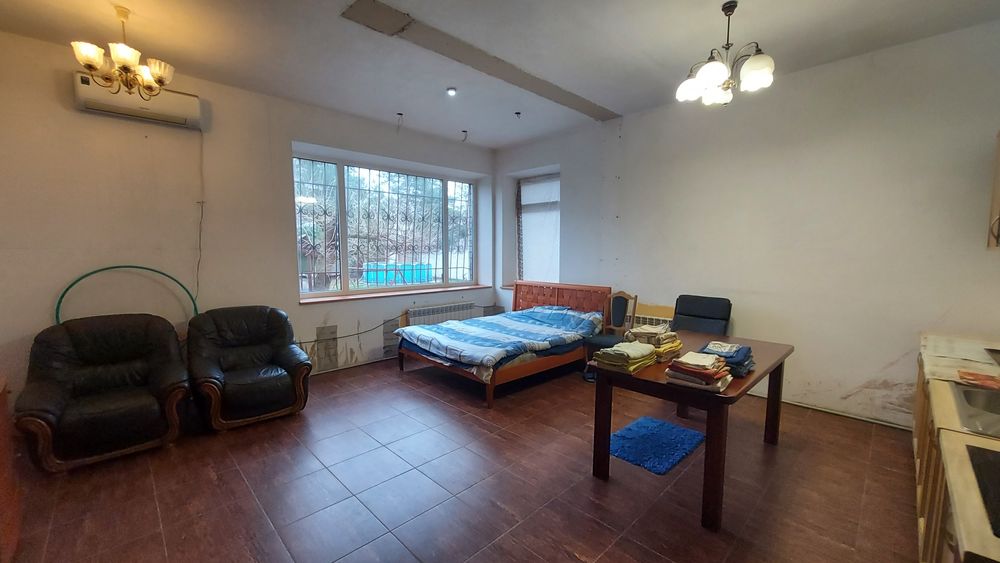 Продам дом в Обуховке, 404 м.кв. за 145000$