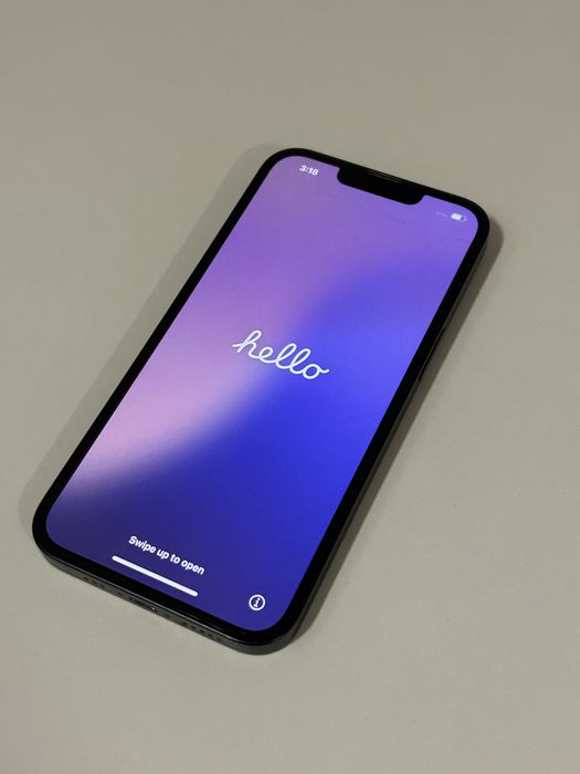 iPhone 13 cor meia-noite