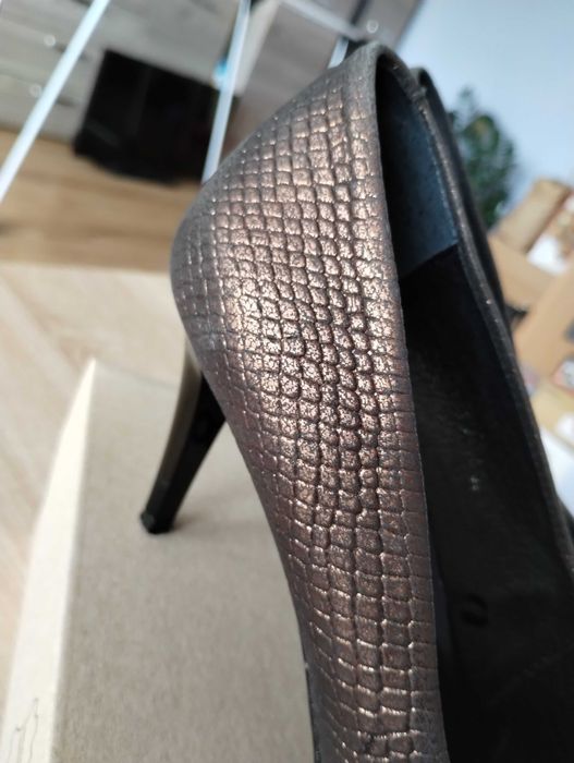 Szpilki czółenka damskie skórzane eleganckie brązowe 40 quazi