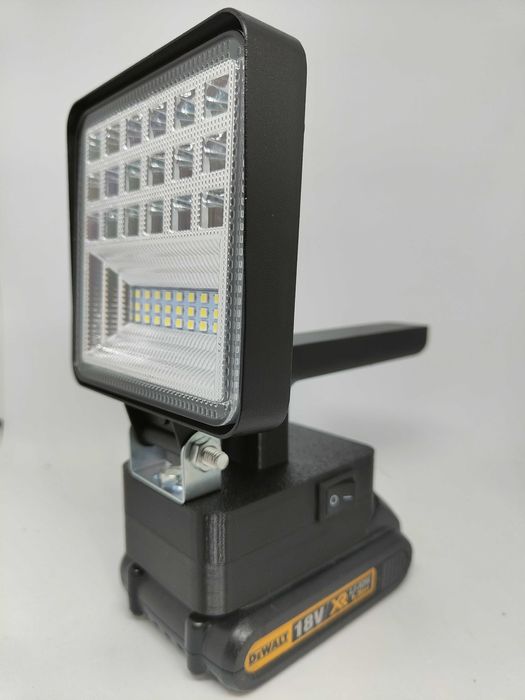 Latarka na akumulator DeWalt 126W z ZABEZPIECZENIEM